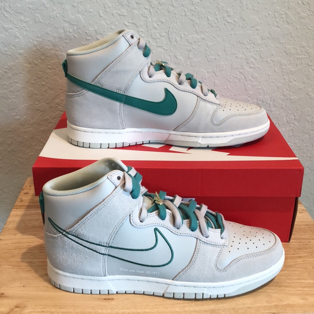NIKE DUNK HI SE SNEAKERS - Picture 7 of 10